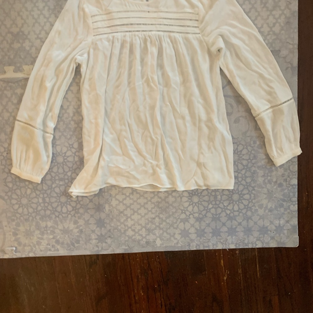 Doe & Rae White Top - Picture 7 of 7